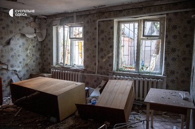 84-річного чоловіка діставали з-під завалів: РФ ударила по Одещині вдень 31 липня 84-річного чоловіка діставали з-під завалів: РФ ударила по Одещині вдень 31 липня