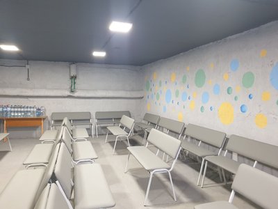 Укриття в ліцеї ремонтували й облаштовували за гроші благодійників. Укриття в ліцеї ремонтували й облаштовували за гроші благодійників.