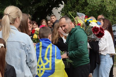 Пробув у неволі понад два роки: у громаді на Черкащині зустріли звільненого з полону Пробув у неволі понад два роки: у громаді на Черкащині зустріли звільненого з полону