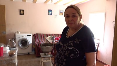 "Хочемо їсти натуральну їжу і дихати свіжим повітрям": як живуть екопоселенці на Черкащині "Хочемо їсти натуральну їжу і дихати свіжим повітрям": як живуть екопоселенці на Черкащині