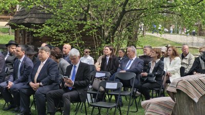 В Ужгородському скансені розпочали відбудову синагоги із села Великі Ком’яти В Ужгородському скансені розпочали відбудову синагоги із села Великі Ком’яти
