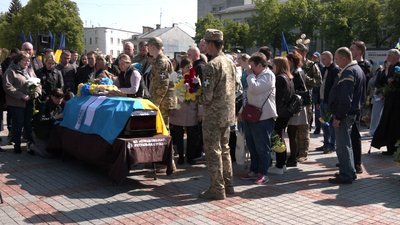 З військовим Романом Панащуком попрощалися у Рівному З військовим Романом Панащуком попрощалися у Рівному