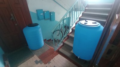 "Золота вода — приносимо руками". Апостолове без води на невизначений термін: що кажуть у міськраді "Золота вода — приносимо руками". Апостолове без води на невизначений термін: що кажуть у міськраді
