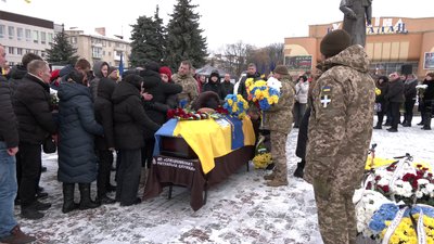 "В нього було велике, добре серце": з військовим Сергієм Дідичем попрощалися у Рівному "В нього було велике, добре серце": з військовим Сергієм Дідичем попрощалися у Рівному