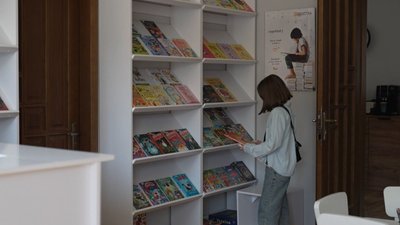 книжки, книгозбірня книжки, книгозбірня