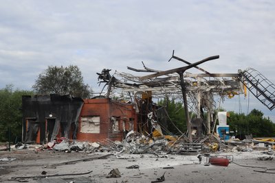 Пошкоджені АЗС, восьмеро травмованих: що відомо про нічну атаку РФ на Охтирку Пошкоджені АЗС, восьмеро травмованих: що відомо про нічну атаку РФ на Охтирку