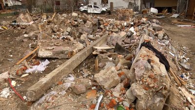 "Мої рідні загинули від бомбового удару, тепер я маю жити заради них" – Юлія Трикиша з Житомирщини "Мої рідні загинули від бомбового удару, тепер я маю жити заради них" – Юлія Трикиша з Житомирщини