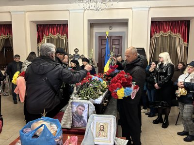 На Миколаївщині попрощались з військовим Олександром Гармашем