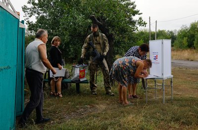 Коні, голосування «на пеньку», зброя, Краматорськ в округах: як РФ проводить псевдовибори до Держдуми в окупації Коні, голосування «на пеньку», зброя, Краматорськ в округах: як РФ проводить псевдовибори до Держдуми в окупації