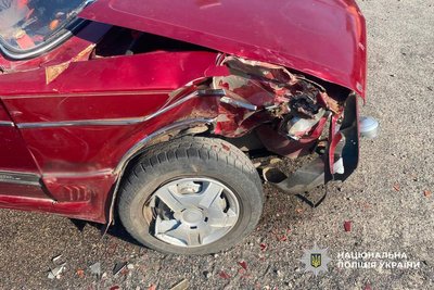 На Черкащині зіткнулися автомобіль та мотоцикл: двох людей госпіталізували На Черкащині зіткнулися автомобіль та мотоцикл: двох людей госпіталізували