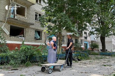 Понад 80 будинків пошкоджені ударами бомб по Краматорській громаді: фоторепортаж з місць влучань Понад 80 будинків пошкоджені ударами бомб по Краматорській громаді: фоторепортаж з місць влучань