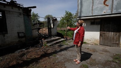 Купили хату, а вона згоріла: як живе багатодітна сім'я у селі на Чернігівщині Купили хату, а вона згоріла: як живе багатодітна сім'я у селі на Чернігівщині
