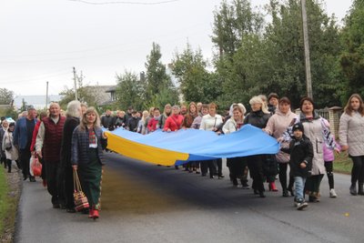 хода з прапором, герої не вмирають, провели фестиваль, у великих гаях, на тернопільщині