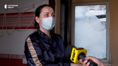У будинок жительки Одеси під час атаки РФ залетіла бойова частина ракети У будинок жительки Одеси під час атаки РФ залетіла бойова частина ракети