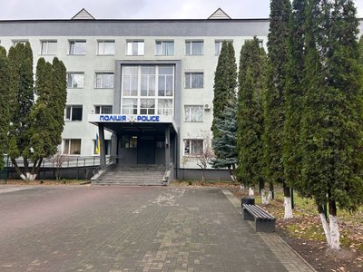 У Житомирському районному управлінні поліції задекларували автомати, карабіни та пістолети У Житомирському районному управлінні поліції задекларували автомати, карабіни та пістолети