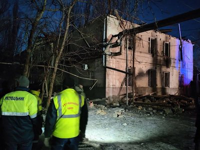 В Одесі пролунали вибухи: є влучання в будинок В Одесі пролунали вибухи: є влучання в будинок