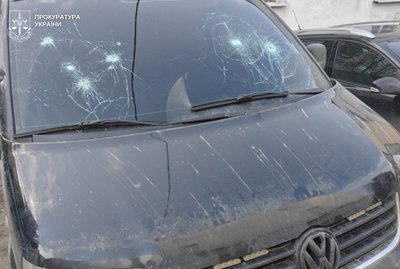 жінка стріляла у військовослужбовців та поліцейських жінка стріляла у військовослужбовців та поліцейських