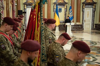Рідні полеглого воїна з Полтавщини Івана Банка отримали сертифікат на квартиру Рідні полеглого воїна з Полтавщини Івана Банка отримали сертифікат на квартиру