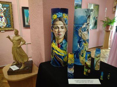 У Кропивницькому презентували виставку "Мистецтво, породжене війною" У Кропивницькому презентували виставку "Мистецтво, породжене війною"