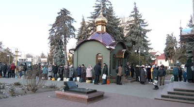 Освячували воду та купалися у Дніпрі: у Черкасах відзначили Водохреще Освячували воду та купалися у Дніпрі: у Черкасах відзначили Водохреще