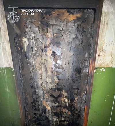 Підпалювала двері квартир знайомих після сварок: у Києві взяли під варту підозрювану Підпалювала двері квартир знайомих після сварок: у Києві взяли під варту підозрювану