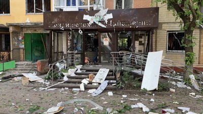 "Стояла стіна вогню". Що жителі Краматорська розказали про авіаудар по середмістю 3 червня "Стояла стіна вогню". Що жителі Краматорська розказали про авіаудар по середмістю 3 червня