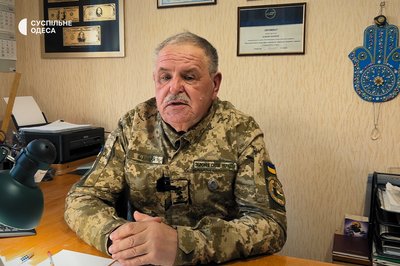 "Маршрутка на нулі": як ізмаїльські волонтери доставляють допомогу на передову "Маршрутка на нулі": як ізмаїльські волонтери доставляють допомогу на передову