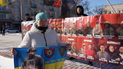 У Кропивницькому влаштували акцію "Не мовчи! Полон вбиває"