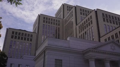 Десять місць у Дніпрі, які варто відвідати Десять місць у Дніпрі, які варто відвідати