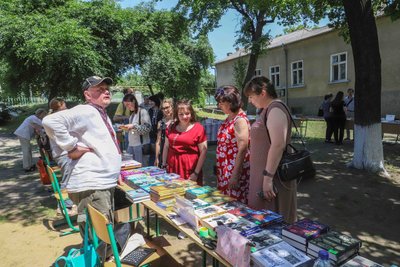 "Книга може вести за собою до гарних ідей": в Одесі відбудеться 26-й форум "Українська книга на Одещині" "Книга може вести за собою до гарних ідей": в Одесі відбудеться 26-й форум "Українська книга на Одещині"
