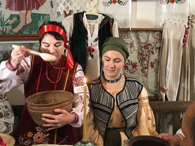 Традиції, звичаї та повір'я святкування Різдва: у Короченках на Чуднівщині відтворили Святвечір Традиції, звичаї та повір'я святкування Різдва: у Короченках на Чуднівщині відтворили Святвечір