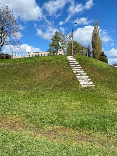 Як змінюється підхід до вшанування військових в Україні Як змінюється підхід до вшанування військових в Україні