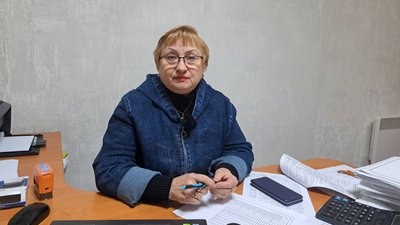 Життя люди ситуація прифронтова Іллінівка заступниця начальника сільської військової адміністрації Наталія Лебедева Іллінівська громада Донецька область 22 жовтня 2024 рік Життя люди ситуація прифронтова Іллінівка заступниця начальника сільської військової адміністрації Наталія Лебедева Іллінівська громада Донецька область 22 жовтня 2024 рік