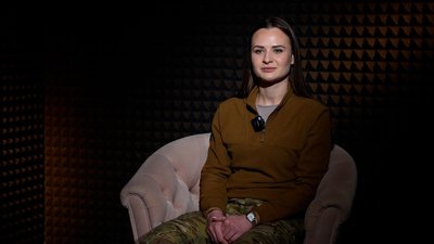 Змінила мистецтво на службу: історія офіцерки 14 бригади "Червоної Калини" на псевдо "Дейнеріс" Змінила мистецтво на службу: історія офіцерки 14 бригади "Червоної Калини" на псевдо "Дейнеріс"