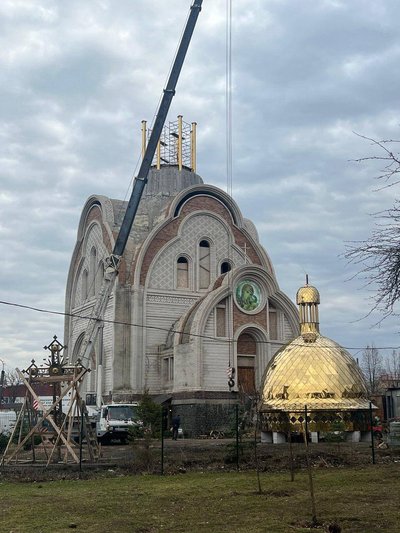 У Житомирі на соборі Святого Василія Великого встановили купол У Житомирі на соборі Святого Василія Великого встановили купол