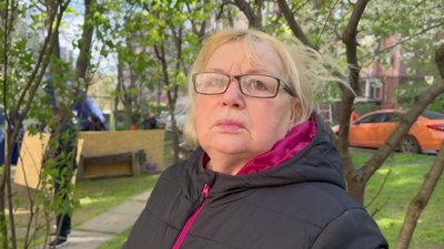 "Поранило ногу, але, слава Богу, дивом живі залишилися". Що відбувається на місці атаки по Дніпру "Поранило ногу, але, слава Богу, дивом живі залишилися". Що відбувається на місці атаки по Дніпру