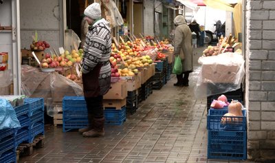 "Люди не будуть купувати": які ціни на яблука в магазинах та на ринках Черкас "Люди не будуть купувати": які ціни на яблука в магазинах та на ринках Черкас