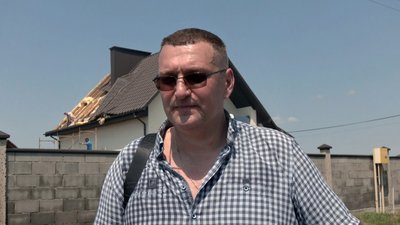 "Бачили, як дах летить в поле": в громаді на Волині буревій пошкодив понад 30 будинків