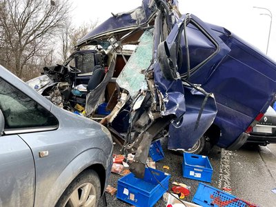 Дві смертельні ДТП на відрізку в 700 метрів: що відомо про аварії на трасі Київ — Чоп на Рівненщині Дві смертельні ДТП на відрізку в 700 метрів: що відомо про аварії на трасі Київ — Чоп на Рівненщині