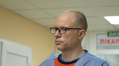 У Дніпрі водій збив вагітну жінку з дітьми: мати та новонароджена у реанімації У Дніпрі водій збив вагітну жінку з дітьми: мати та новонароджена у реанімації