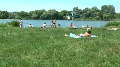 Купальний сезон у Вінниці: чи можна купатись на міських пляжах Купальний сезон у Вінниці: чи можна купатись на міських пляжах