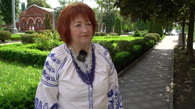 З обрисами карти України: біля кропивницького університету влаштували акцію до Дня вишиванки З обрисами карти України: біля кропивницького університету влаштували акцію до Дня вишиванки