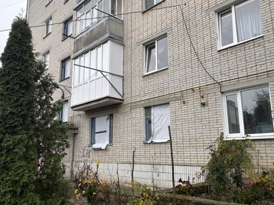 “Відразу відкрила вікна й двері навстіж, тому все ціле”: наслідки “шахедної” атаки на Ромни “Відразу відкрила вікна й двері навстіж, тому все ціле”: наслідки “шахедної” атаки на Ромни