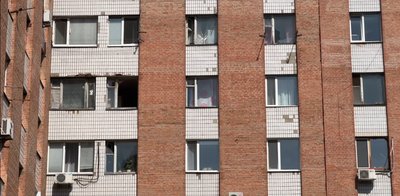 «Як бахнуло – вилетіло скло з вікна»: що розповіли місцеві про обстріл Полтави 1 вересня