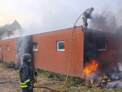 Три райони Дніпропетровщини потерпали від атак армії РФ: понівечені оселі, авто, цивільна інфраструктура Три райони Дніпропетровщини потерпали від атак армії РФ: понівечені оселі, авто, цивільна інфраструктура