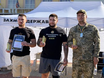 На Житормирщині провели перший районний чемпіонат з армрестлінгу серед ветеранів На Житормирщині провели перший районний чемпіонат з армрестлінгу серед ветеранів