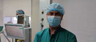 Тригодинна операція на відкритому серці: житомирські лікарі показали, як рятують пацієнтів з інфарктом Тригодинна операція на відкритому серці: житомирські лікарі показали, як рятують пацієнтів з інфарктом