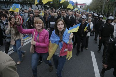 Не остання, крайня акція. Проукраїнський мітинг у Донецьку 28 квітня 2014 рік: яким він був Не остання, крайня акція. Проукраїнський мітинг у Донецьку 28 квітня 2014 рік: яким він був