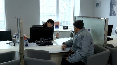Паперові 1, 2, 5 і 10 гривень вивели з обігу: що робити зі старими купюрами Паперові 1, 2, 5 і 10 гривень вивели з обігу: що робити зі старими купюрами
