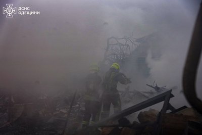 Унаслідок атаки РФ пошкоджена цивільна інфраструктура: 14 загиблих та понад 40 поранених Унаслідок атаки РФ пошкоджена цивільна інфраструктура: 14 загиблих та понад 40 поранених